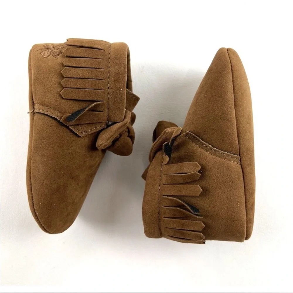 Lucky Brand crib shoes